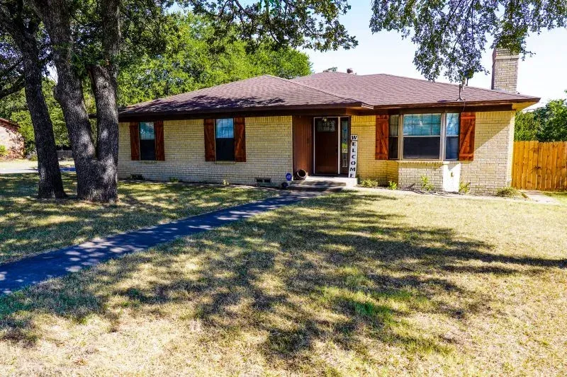 1538 Timberlane, photo 1 of 1