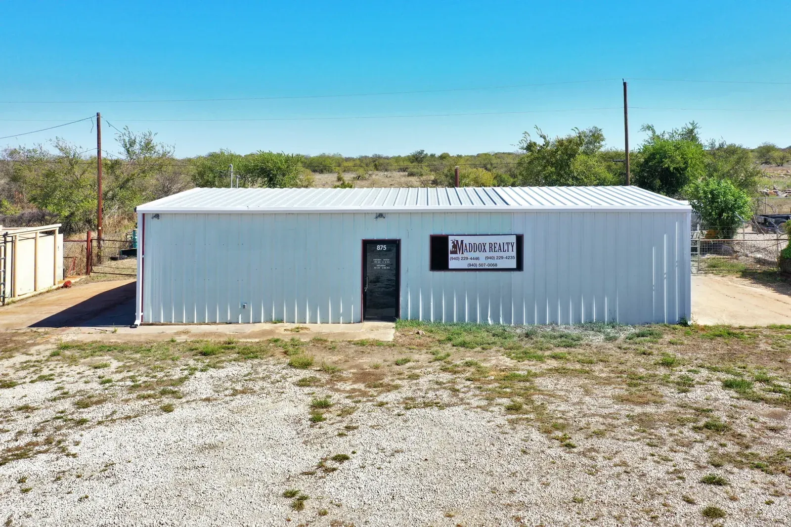 875 S Main Street, Jacksboro, TX, photo 1 of 23