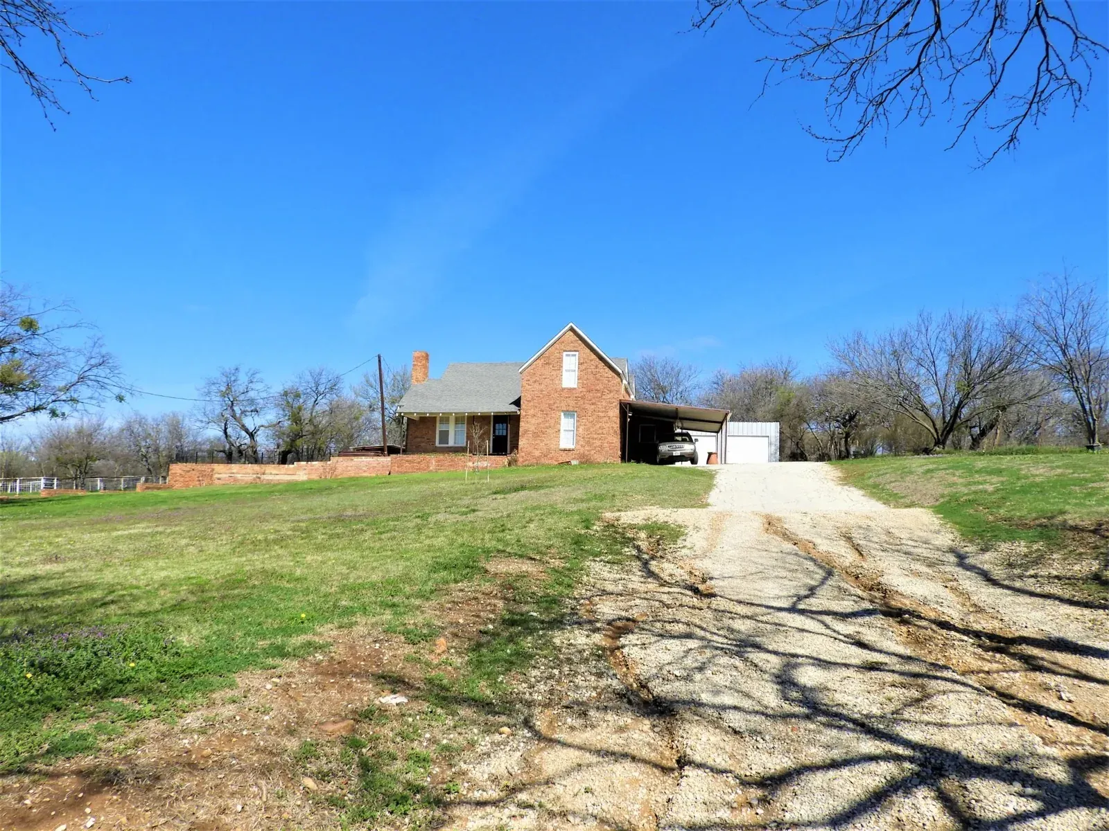402 West Thompson Street, photo 1 of 24