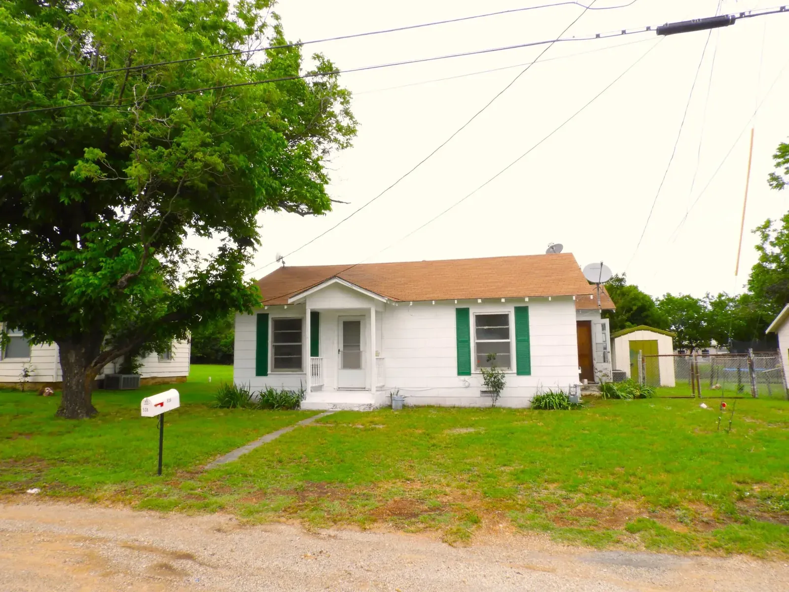 538 West Pine Street, photo 1 of 17